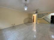 Casa triplex com 4 suÃtes, locaÃ§Ã£ SP Gonzaga Santos/SP