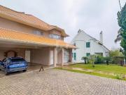 Casa Triplex com Piscina e Edícula, 4 Suítes, 6 Vagas à...