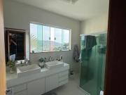 Casa Triplex em Condomínio Fechado em Itaipu com 4...