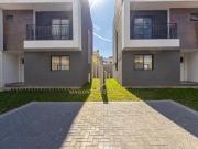 Casa Triplex em condomínio no Uberaba