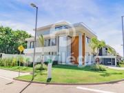 Casa Triplex à venda, 5 quartos, 3 suítes, 6 vagas,...