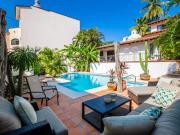 CASA TWO BIRDS IN PARADISE Casa en venta en Zona Dorada...