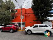 Casa u oficina para remodelar en Jardines de Santa Mónica