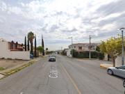 Casa ubicada en colonia Campestre Lomas Chihuahua. Con 4...