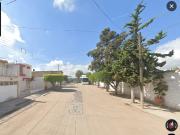 Casa Ubicada en colonia Domingo Arrieta con 5 Recamaras...