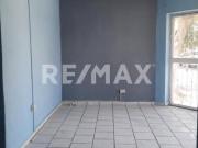 CASA UBICADA EN ESQUINA EN VENTA EN COLONIA LA LOMA...