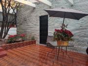 CASA / UN PISO / VENTA / LAS ARBOLEDAS