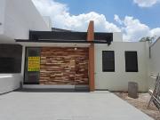 CASA UNA PLANTA EN LOMALTA TRES MARIAS MORELIA