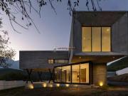 Casa Única con Diseño Escultórico y Más de 1,000 m² de...