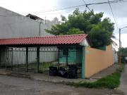 Casa única en un nivel con ubicación en esquina cerca de...