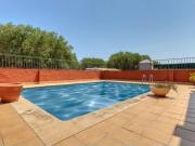 Casa Unifamiliar con piscina, con 369 m2 construidos...