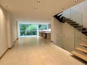 Casa Unifamiliar en Arriendo en Envigado Loma La Esmeralda