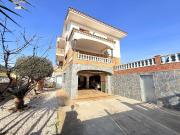 CASA UNIFAMILIAR EN CALDES DE MONTBUI – AMPLIA, LUMINOSA...