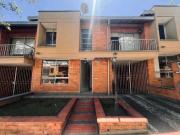 CASA UNIFAMILIAR EN VENTA LA ESTRELLA SECTOR SURAMERICA T