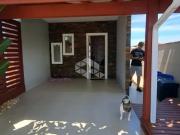 Casa unifamiliar sendo 2 dormitãrios/ quartos no bairro...