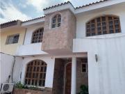 Casa, Urb. La Segoviana