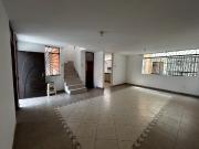CASA URB. SAN FERNANDO