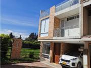 CASA URBANA ECOSOSTENIBLE