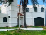 Casa Urca Alquiler / 3 dormitorios