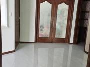 CASA USADA EN VENTA, UBICADA EN ESQUINA, JUNTO A AREA...