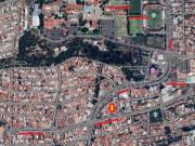 Casa uso comercial en Av. Naciones Unidas en Jardines...