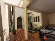 Casa, Venda, 3 dormitórios, 1 suíte, 3 vagas, 229m², R$...