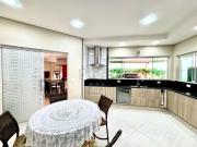 Casa Ã venda com 4 dormitÃ³rios no Swiss Park, Campinas