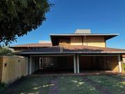 Casa venda / locação em Alphaville