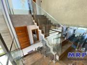 Casa à venda na Praia da Lagoinha. Alto padrão, com 5...