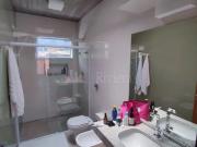 Casa Ã Venda na Praia de GuaecÃ¡com 5 SuÃtes, a 40...