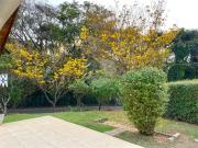 Casa à venda com 3 quartos, sendo 1 suíte, no condomínio...