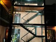 Casa à venda ou para alugar com 4 quartos, sendo 3...