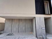 Casa venta 200 m² Los robles residencial