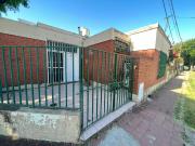 CASA VENTA 3 DORMITORIOS COCHERA PATIO ALBERDI