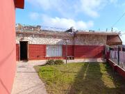 Casa venta 4 ambientes y 3 locales Mariano Acosta