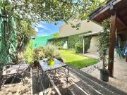 CASA VENTA 4AMB CASTELAR SUR PARQUE COCHERA