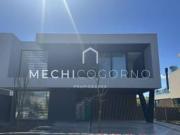 Casa Venta 5 dormitorios Yacht Nordelta