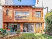 CASA VENTA 6 AMB SUITE COCHERA PISCINA PARRILLA COGHLAN