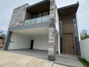 CASA VENTA $8,600,00 M.N FRACCIONAMENTE PRIVADO POR EL...