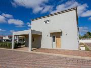Casa Venta a Estrenar 4 Amb con Jardín en km48 Chic Village