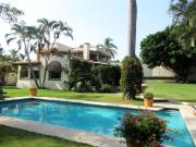 Casa Venta Amatitl?n, avenida con uso de suelo, Cuernavaca