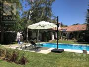 Casa venta Barreneche, 3 dormitorios, 4 baños, quincho...