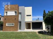 Casa venta barrio privado Plottier, 3 dormitorios suite,...