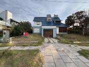 CASA VENTA BARRIO SAN RAFAEL MDA 4 AMB 1 CUADRA DEL MAR...