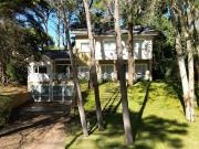 CASA VENTA CARILO 5 AMBIENTES CON PISCINA Y GARAGE