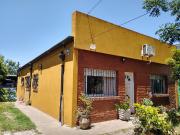 Casa venta City Bell lote 10x50 asfalto 3 dormitorios