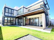 Casa Venta con Diseño Arquitectónico, Hacienda San...