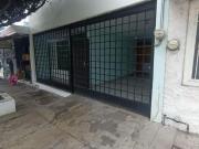 Casa venta con local comercial en Colima