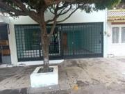 Casa venta con local comercial en Colima