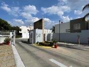 Casa venta con recámara en planta baja